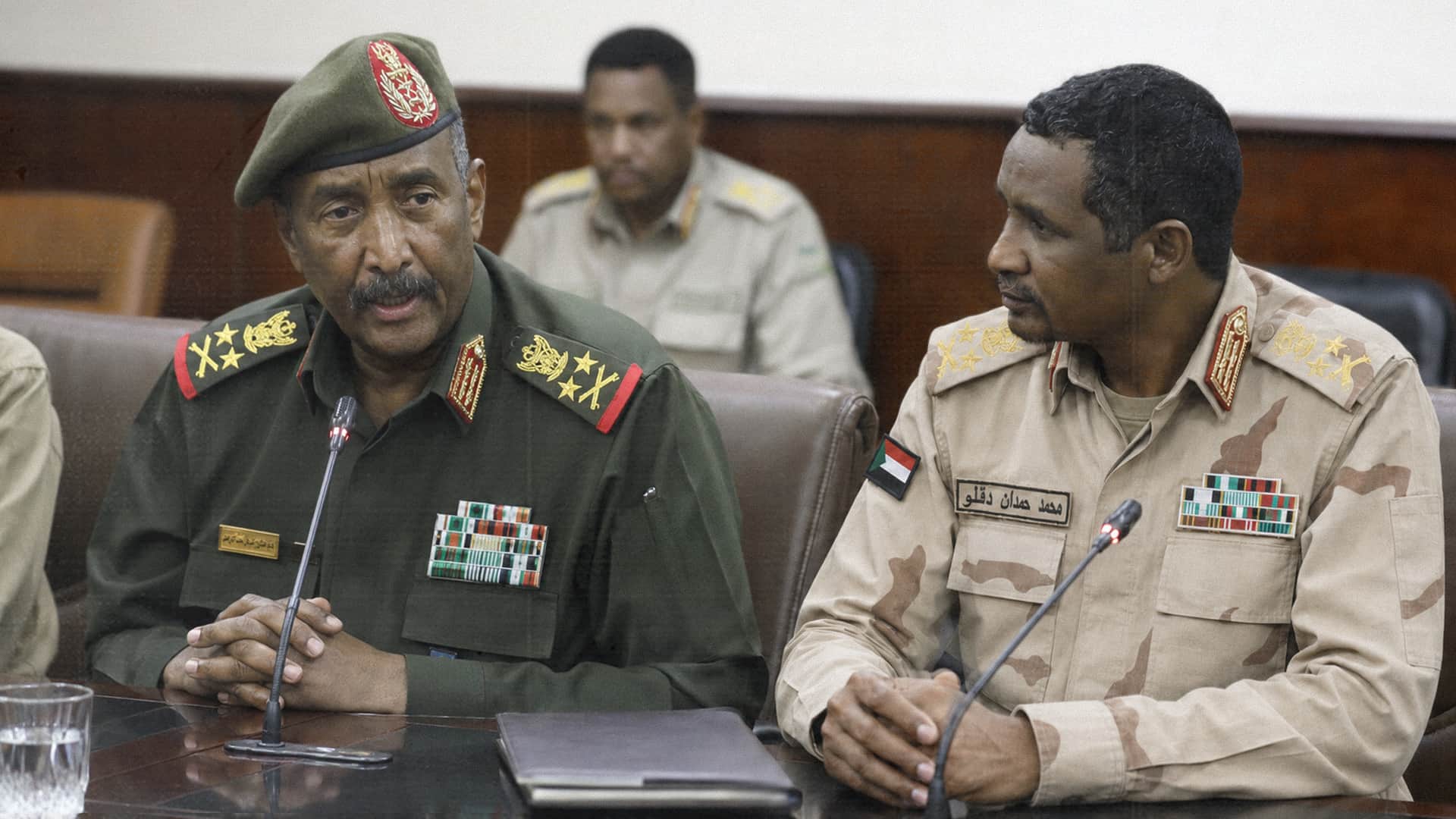  صورة الجيش السوداني والدعم السريع يشكلان لجنة لحل خلافات لجنة الوساطة التي تضم الإمارات والسعودية