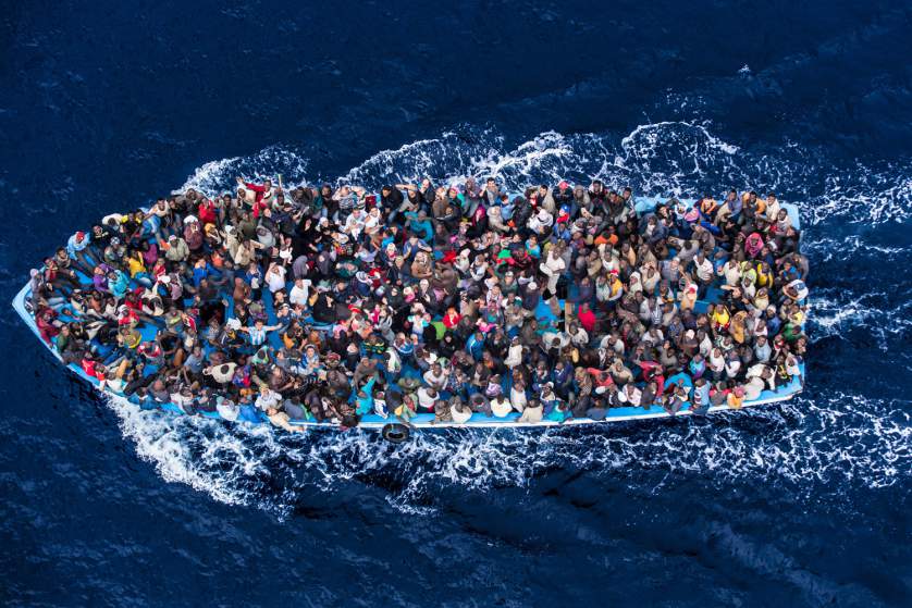 صورة فضائيات تلغي برامجها عن اللاجئين لانخفاض نسب المشاهدة