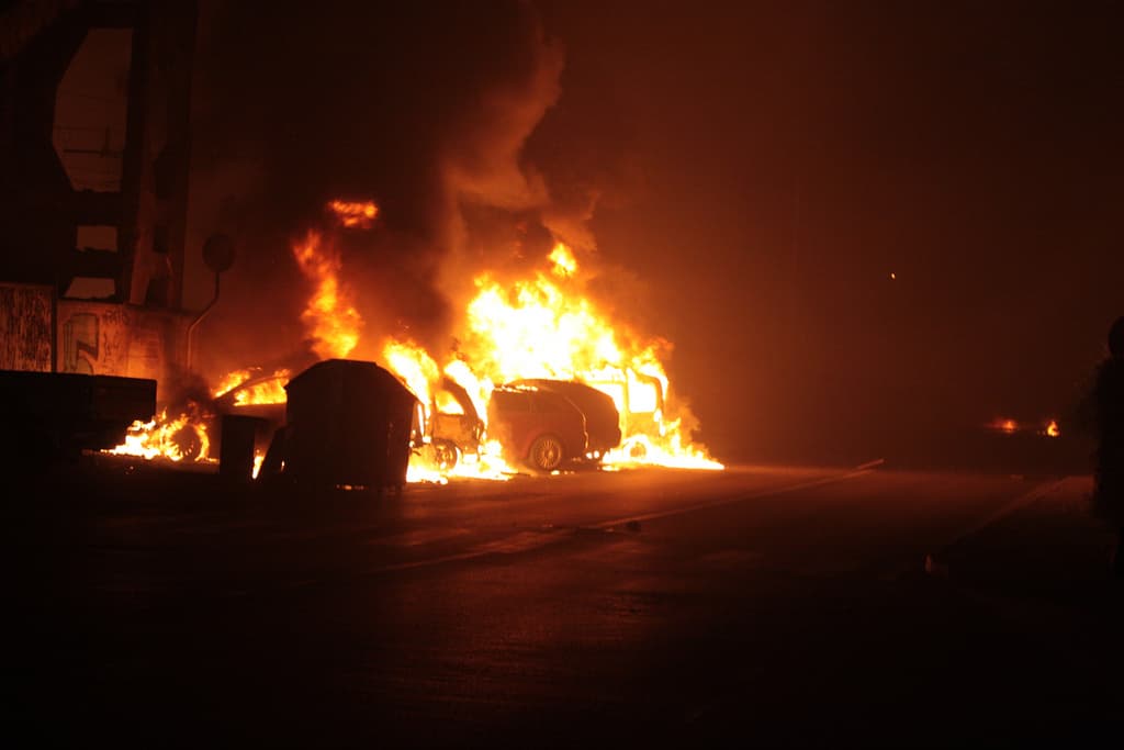 صورة عرس موظف لا يتجاوز ٢٥ الف دينار‎