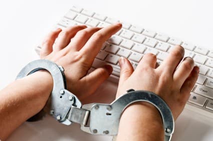 صورة الأحزاب تستخدم تكتيك الصمت المطبق للاحتجاج على حجب الانترنت