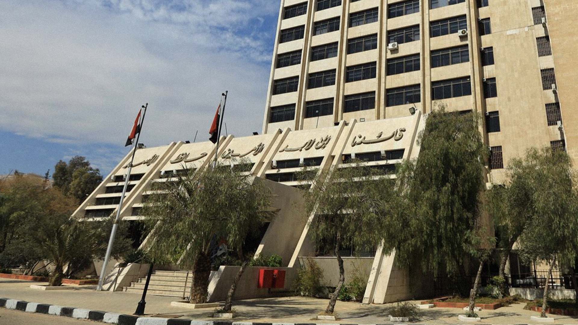 صورة الحكومة السورية ترفع أسعار خدمات الاتصالات والإنترنت تماشياً مع ندرتها