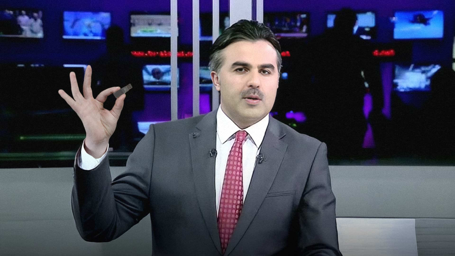 صورة موسى العمر يهدد بالكشف عن الملفات الموجودة على فلاشته