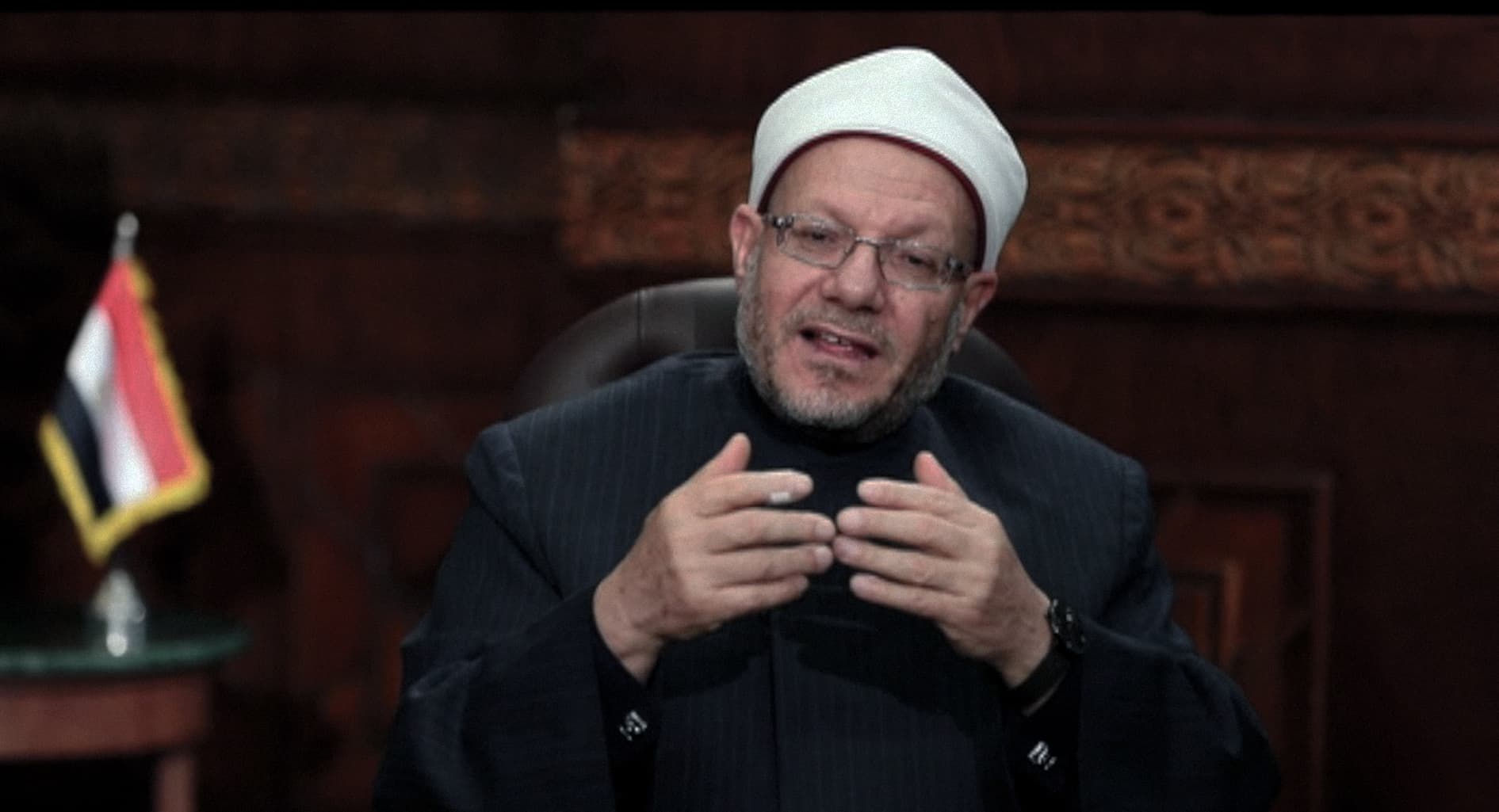 صورة خمس خطوات لن تؤهلك للحديث في الشأن العام
