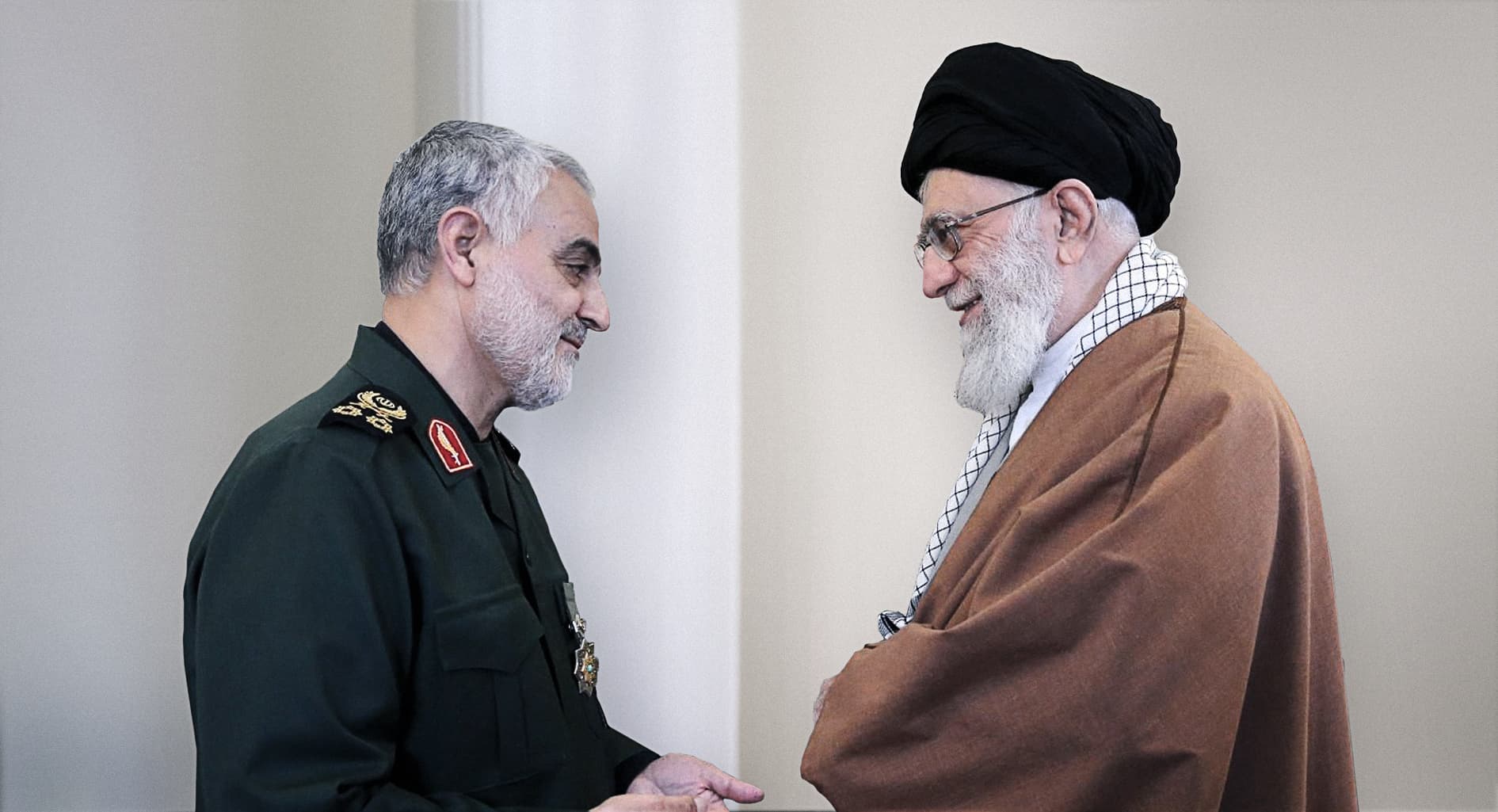 صورة استدعاء قاسم سليماني لطهران للاستفادة من خبراته في قمع المواطنين العرب