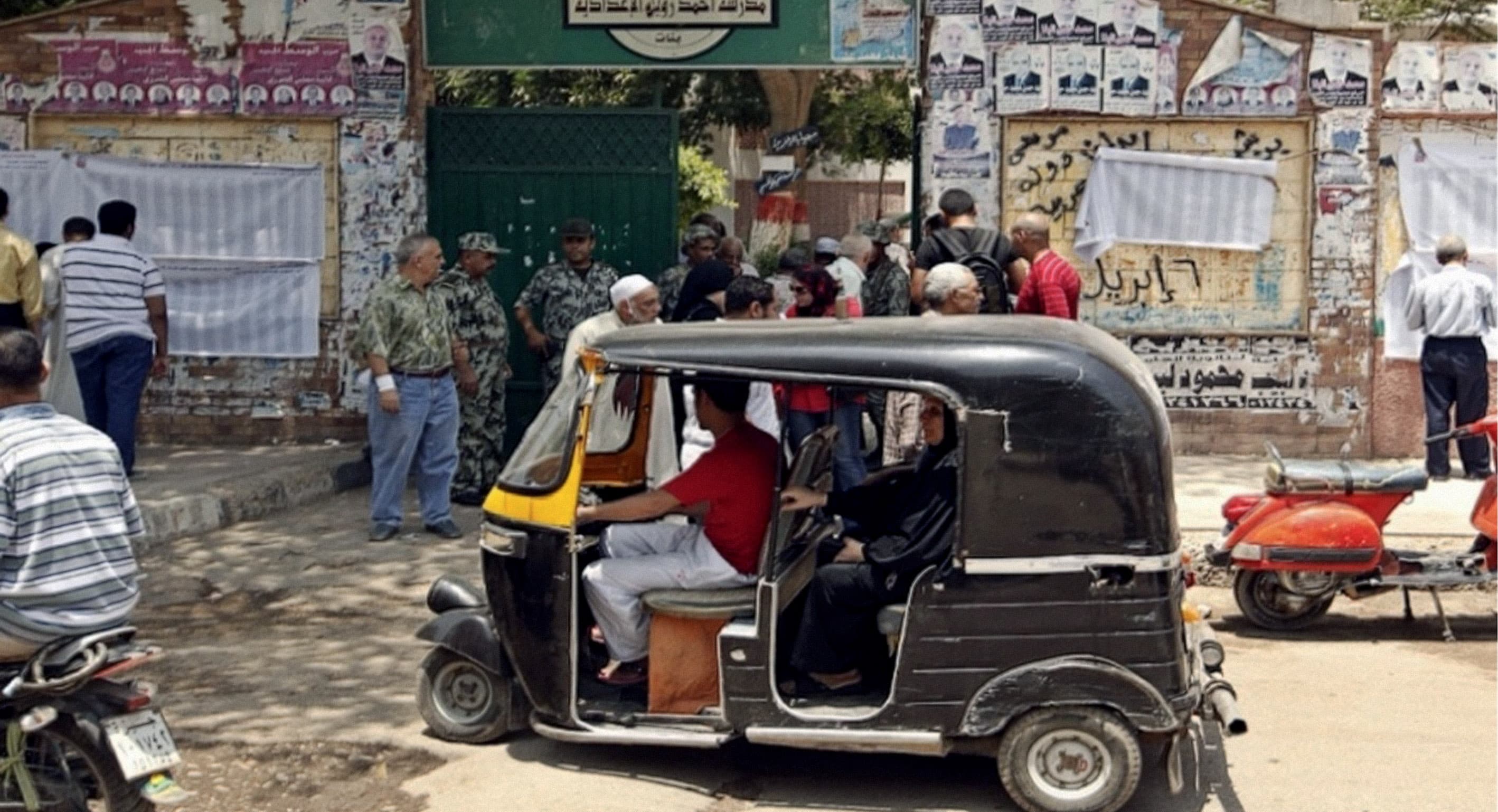 صورة مصر تمنع التوكتوك لأنه وسيلة مواصلات البلدان الفقيرة كالهند وتايلاند