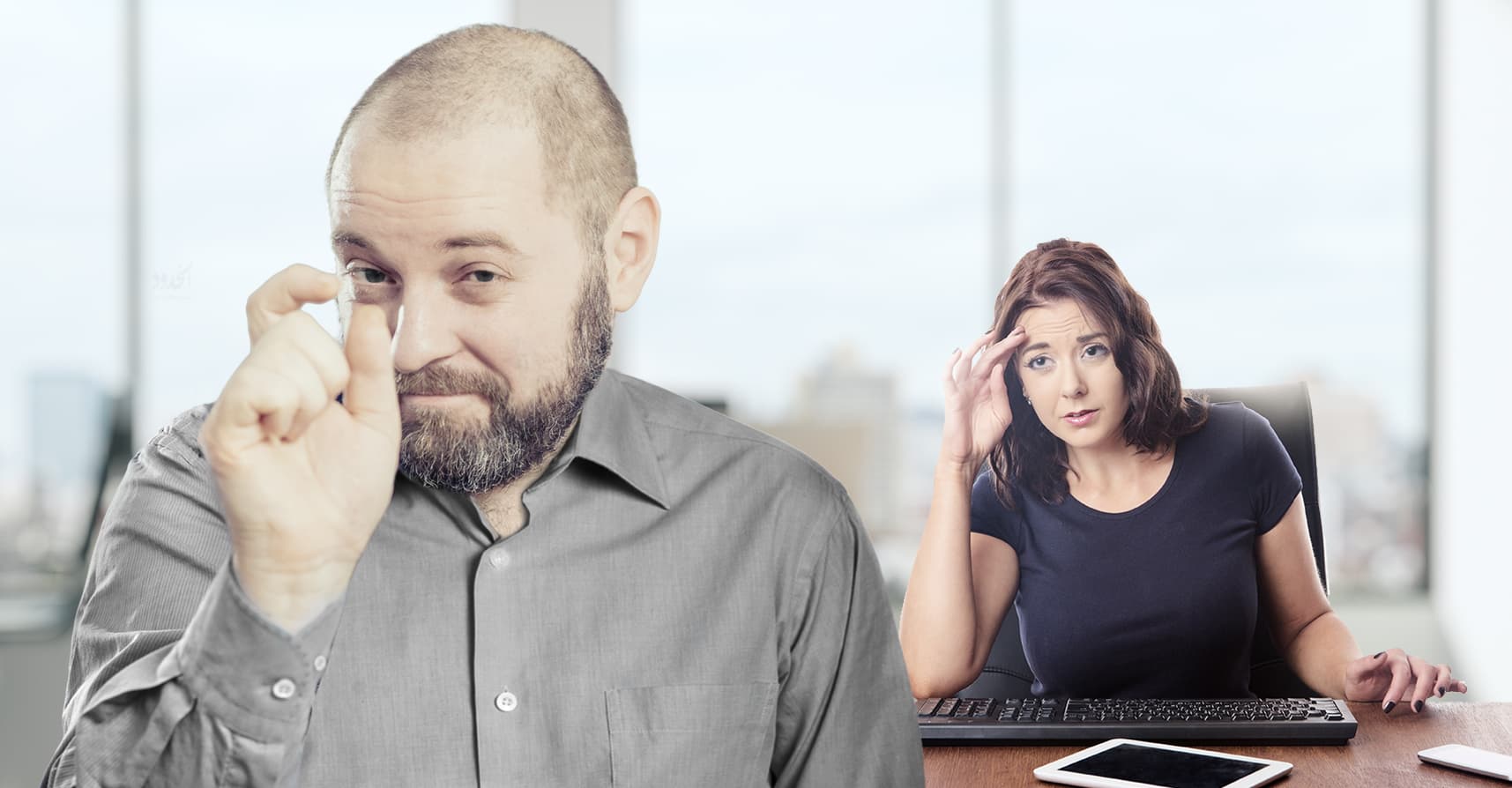 صورة مدير يواظب على قرص موظفاته ليتأكد من صيامهن