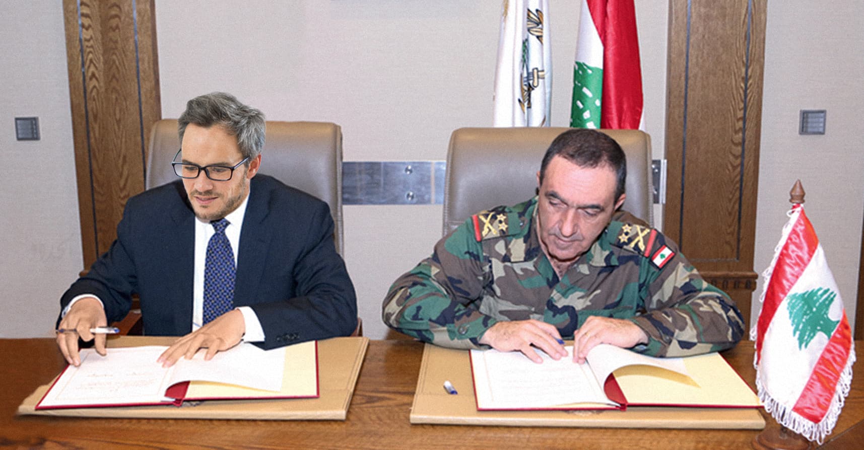 صورة الأمن اللبنانيّ يوقّع اتفاقيّة تعاون مع شركة إنتاج فنيّ للعثور على فضل شاكر