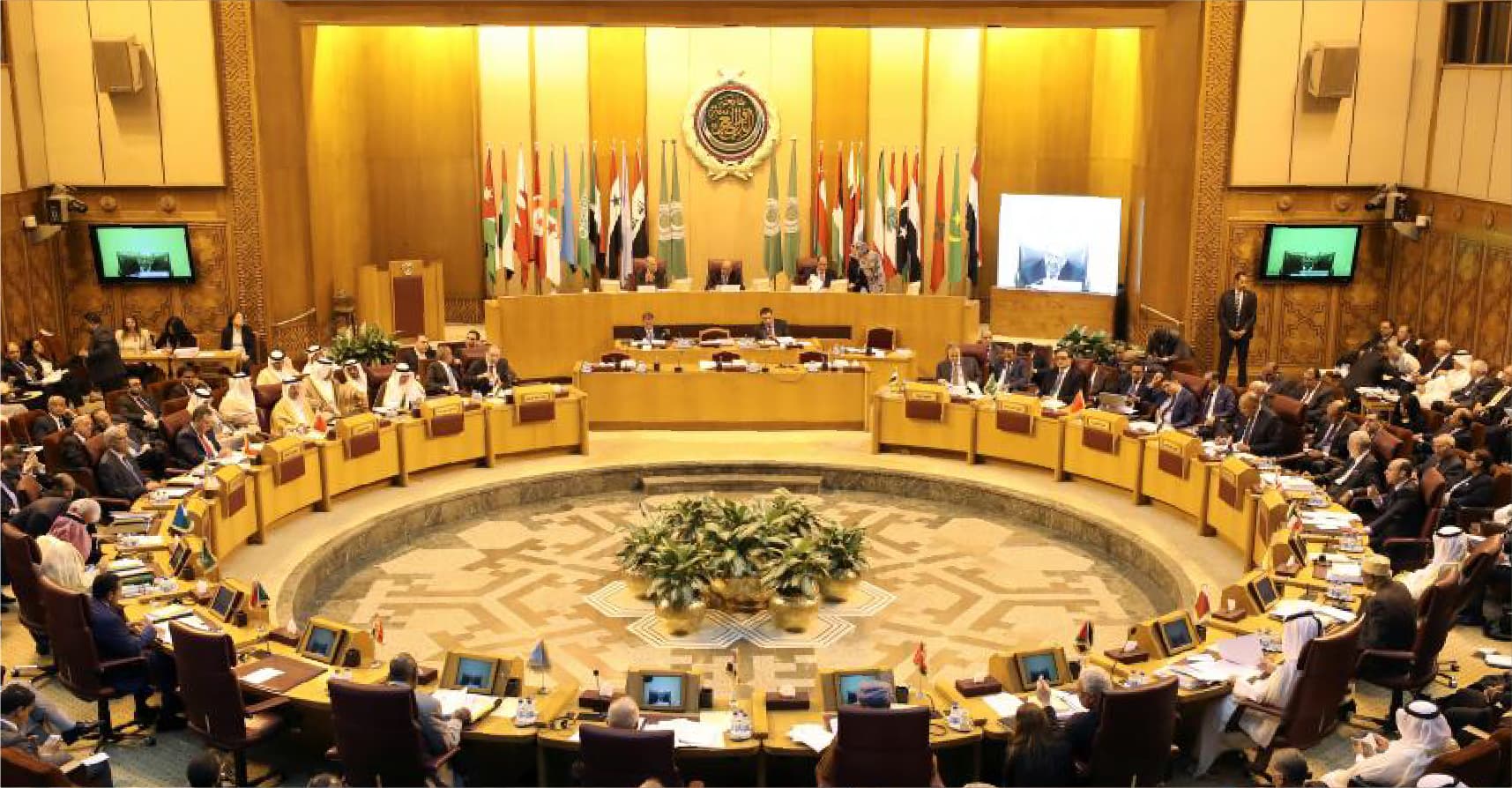 صورة وزراء الخارجية العرب يتوصّلون إلى اتفاق بالإجماع على مواصلة الخلافات