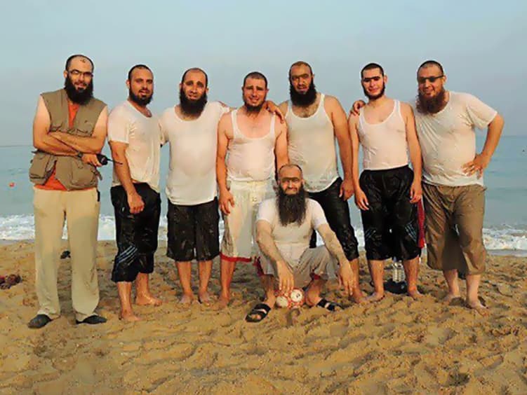 صورة وصول طلائع هيئة الأمر بالمعروف إلى جزيرتي تيران وصنافير