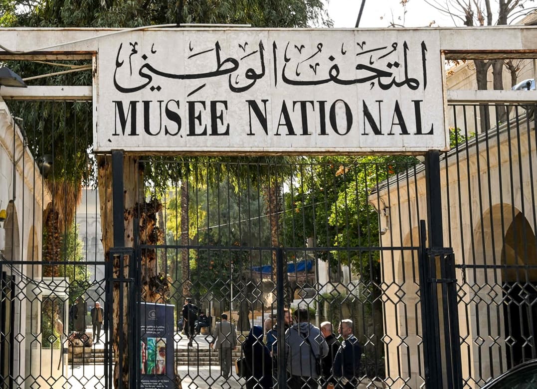 صورة الداخلية السورية تدين سرقة أصنام المتحف الوطني أهلكها الله