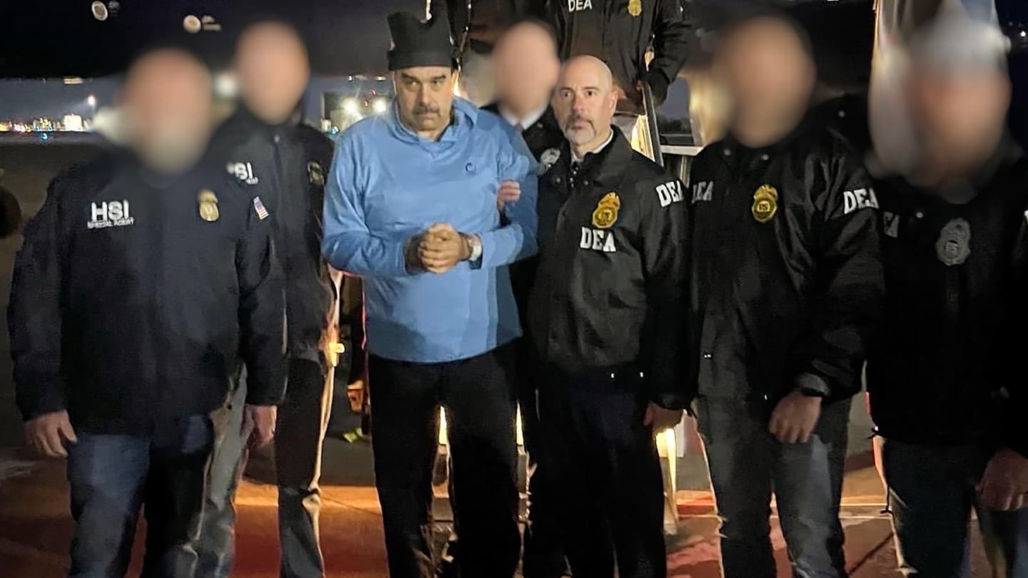 صورة قناة الميادين تؤكد أن مادورو بخير ويمارس مهامه من نيويورك