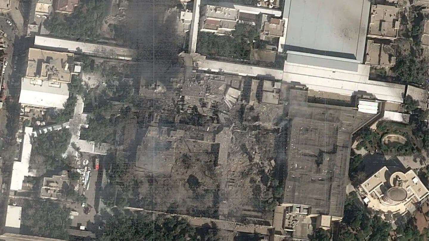 صورة الحرس الثوري يحبط عملية إسرائيلية خاصة لأخذ سيلفي مع جثة خامنئي