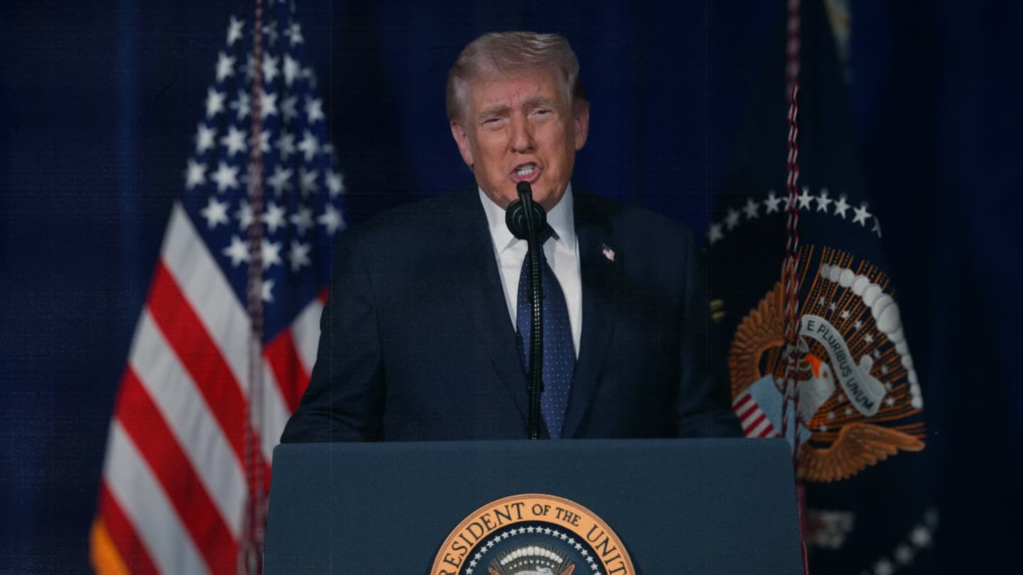 صورة ترامب: الحرب لن تنتهي إلا بسقوط النظام الإيراني المجرم الذي تواصل معي ولا أمانع من العمل معه