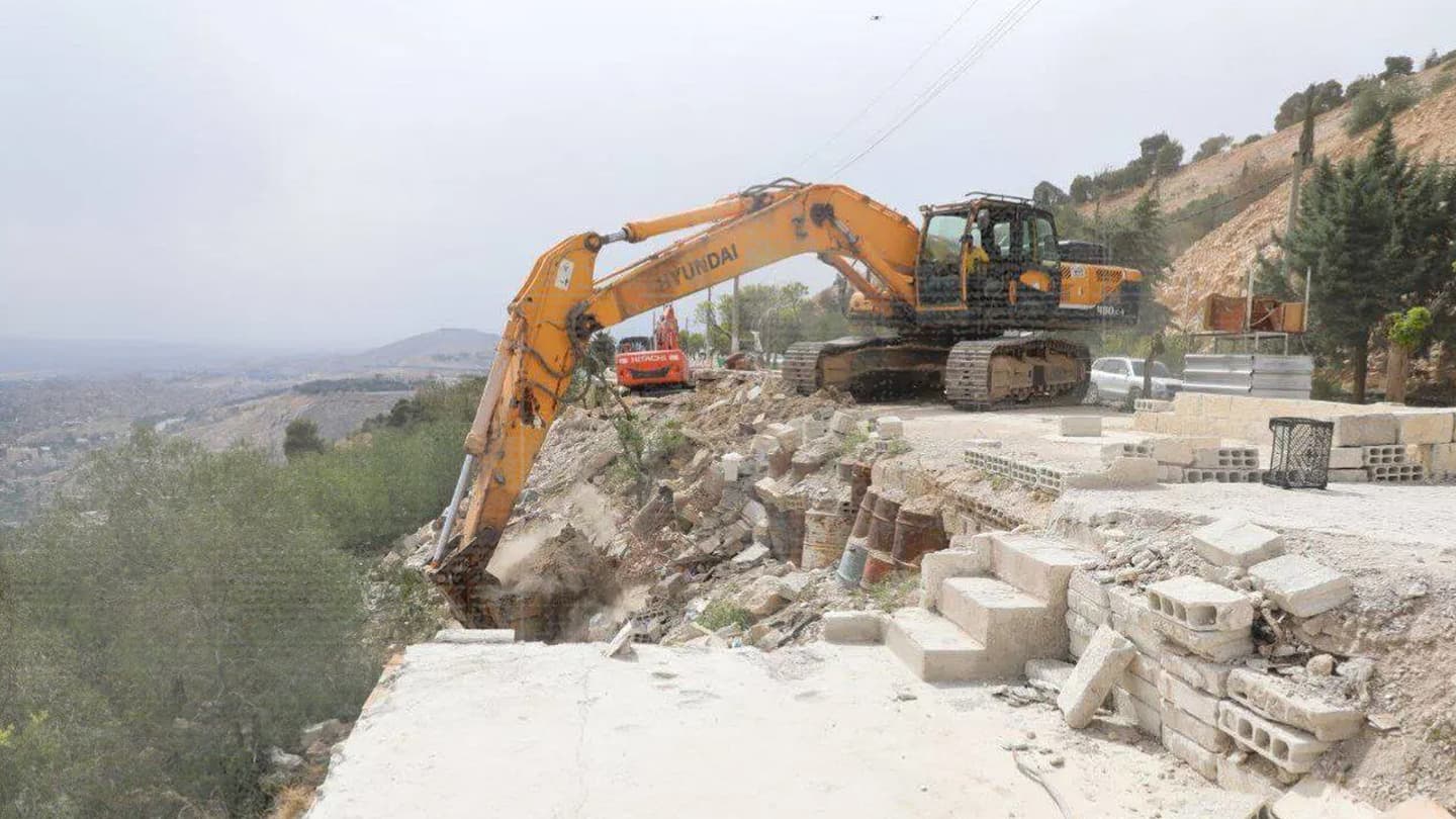 صورة مشروع استراحـة جبـل قاسيون يدخل موسوعة غينيس كأصغر مشروع يتقدم لدخول موسوعة غينيس