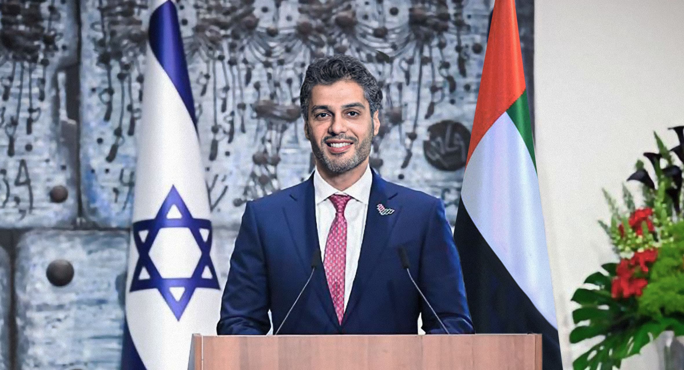صورة الإمارات تهنئ الفلسطينيين بذكرى حصولهم على جيران محترمين وأكابر ومتحضرين