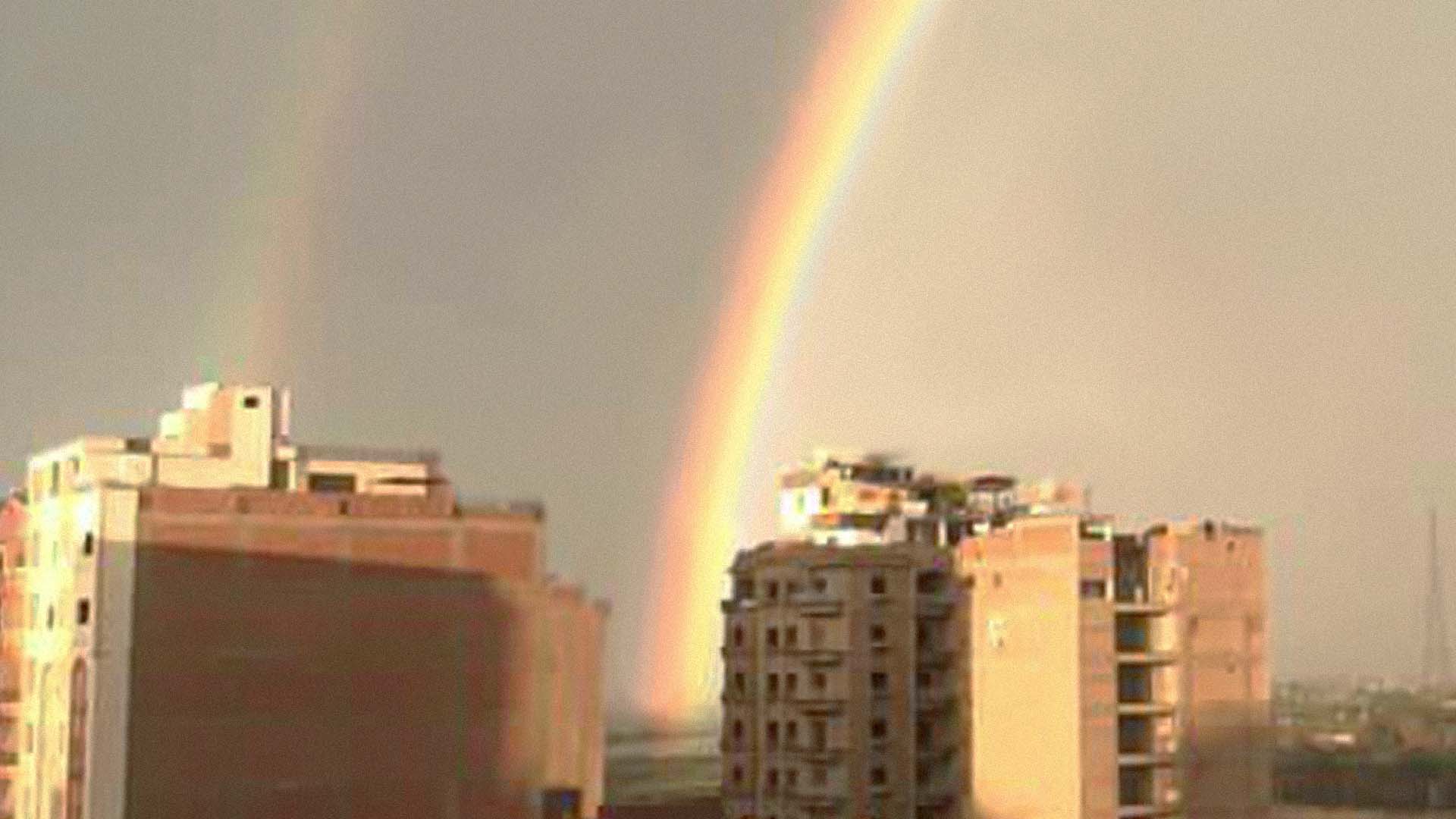 صورة الحكومة تعقد اجتماعاً طارئاً لبحث سبل وقف انتشار علم المثلية