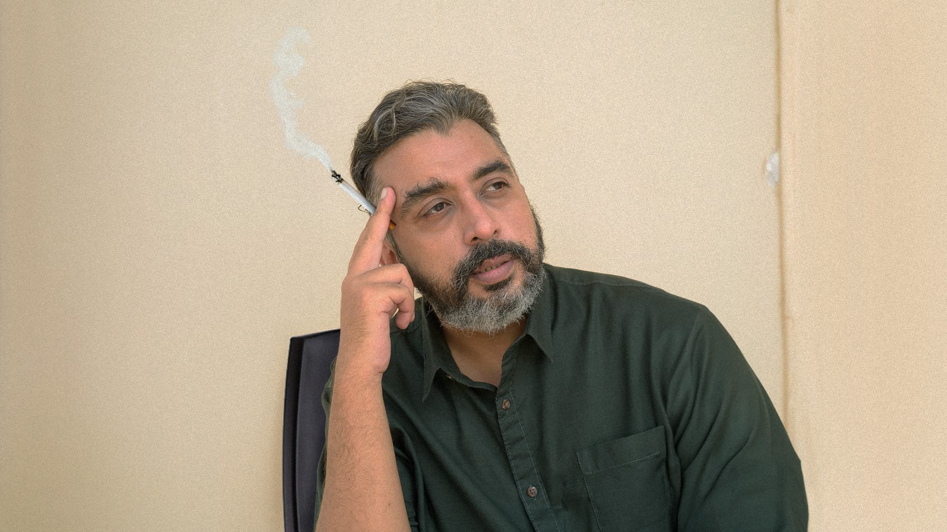 صورة إييييه لو كان صدام وعبد الناصر على قيد الحياة: مواطن يتنهد والحدود تتنهّد عليه