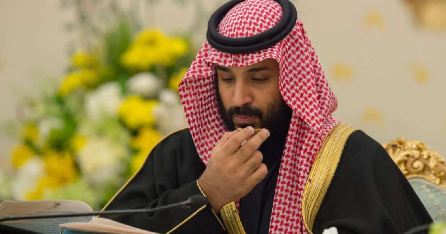 صورة محمد بن سلمان يتولى شخصيًا التحقيقات في مقتل خاشقجي للوقوف على دوافعه لاغتياله