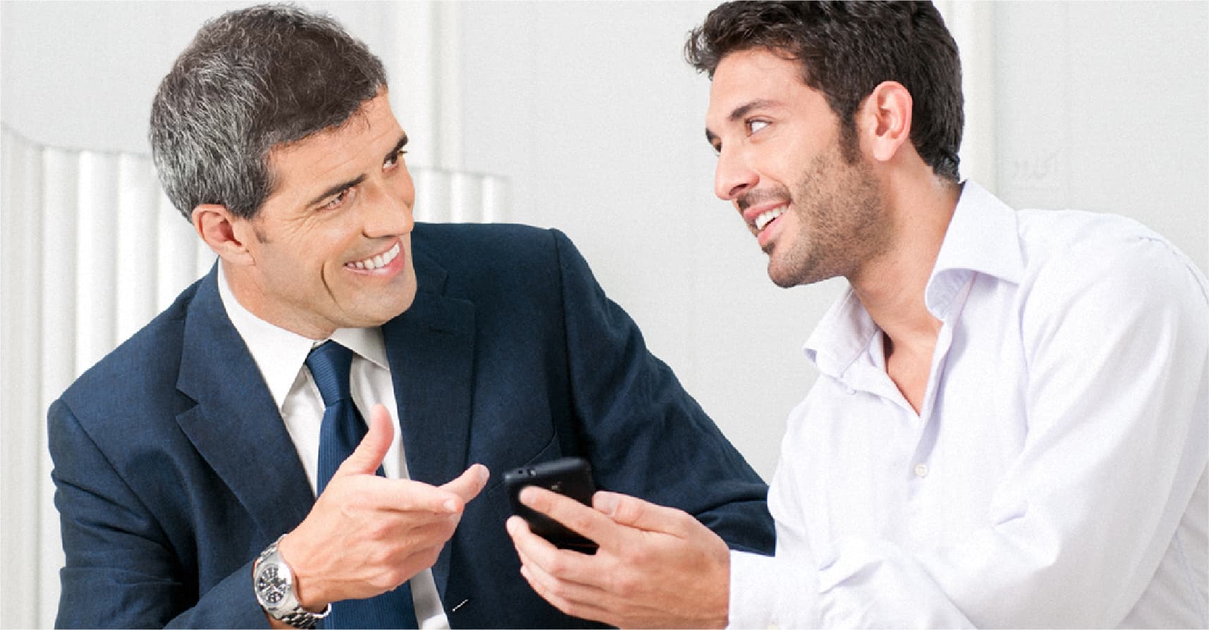 صورة موظف يحث مديره على تحميل لعبة الحوت الأزرق لآثارها الإيجابية على إنتاجية الشركة