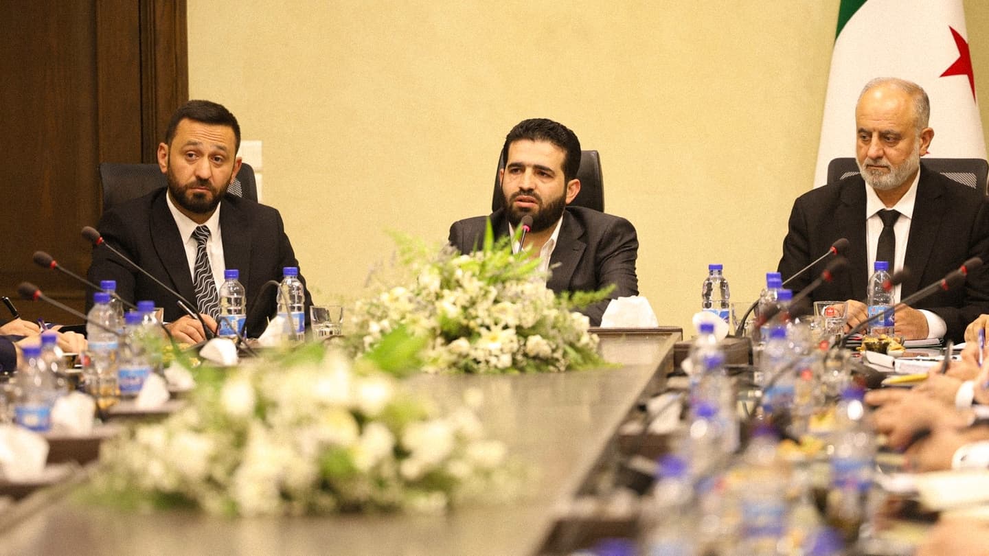 صورة الداخلية السورية تصدر تعميماً بمنع شباب الأمن العام من ارتكاب أي أعمال إرهابية خارج أوقات الدوام