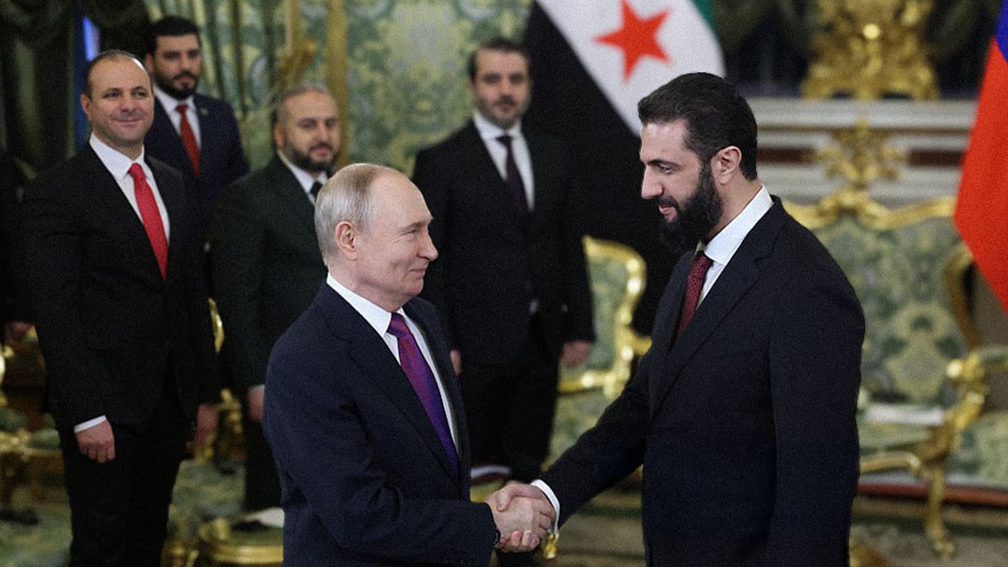 صورة دهاء معاوية يضع بوتين أمام خيارين: اعتناق الإسلام أو تسليم مفاتيح موسكو