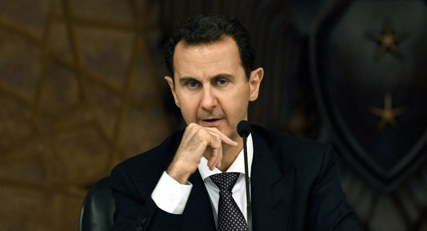 صورة الأسد يطالب اللبنانيين بتعويض عن نترات الأمونيوم التي ائتمنهم عليها