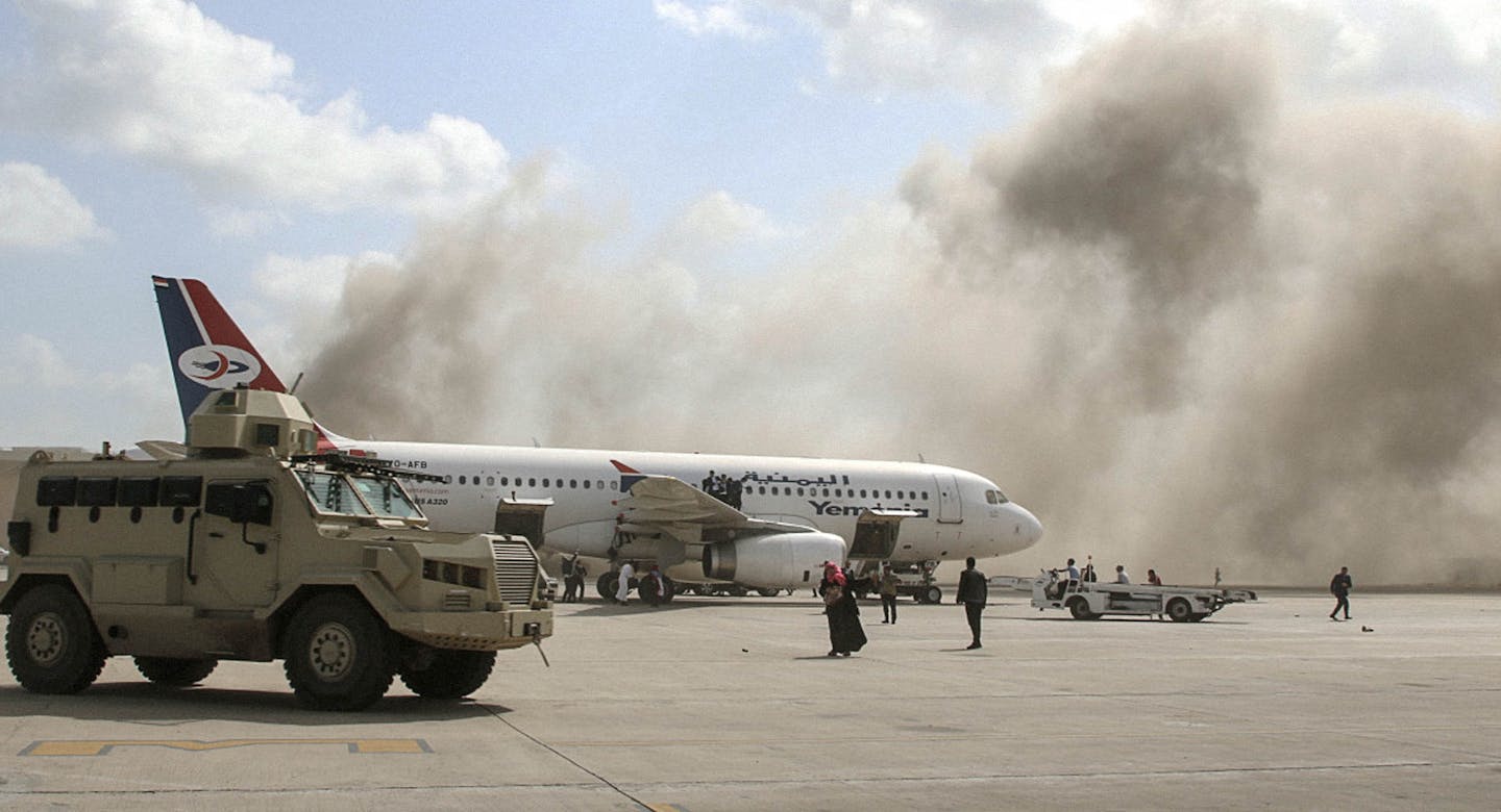 صورة تحقيقات تؤكد أن تفجير مطار عدن جاء لأن ماذا ينقصه عن باقي اليمن كي لا ينفجر