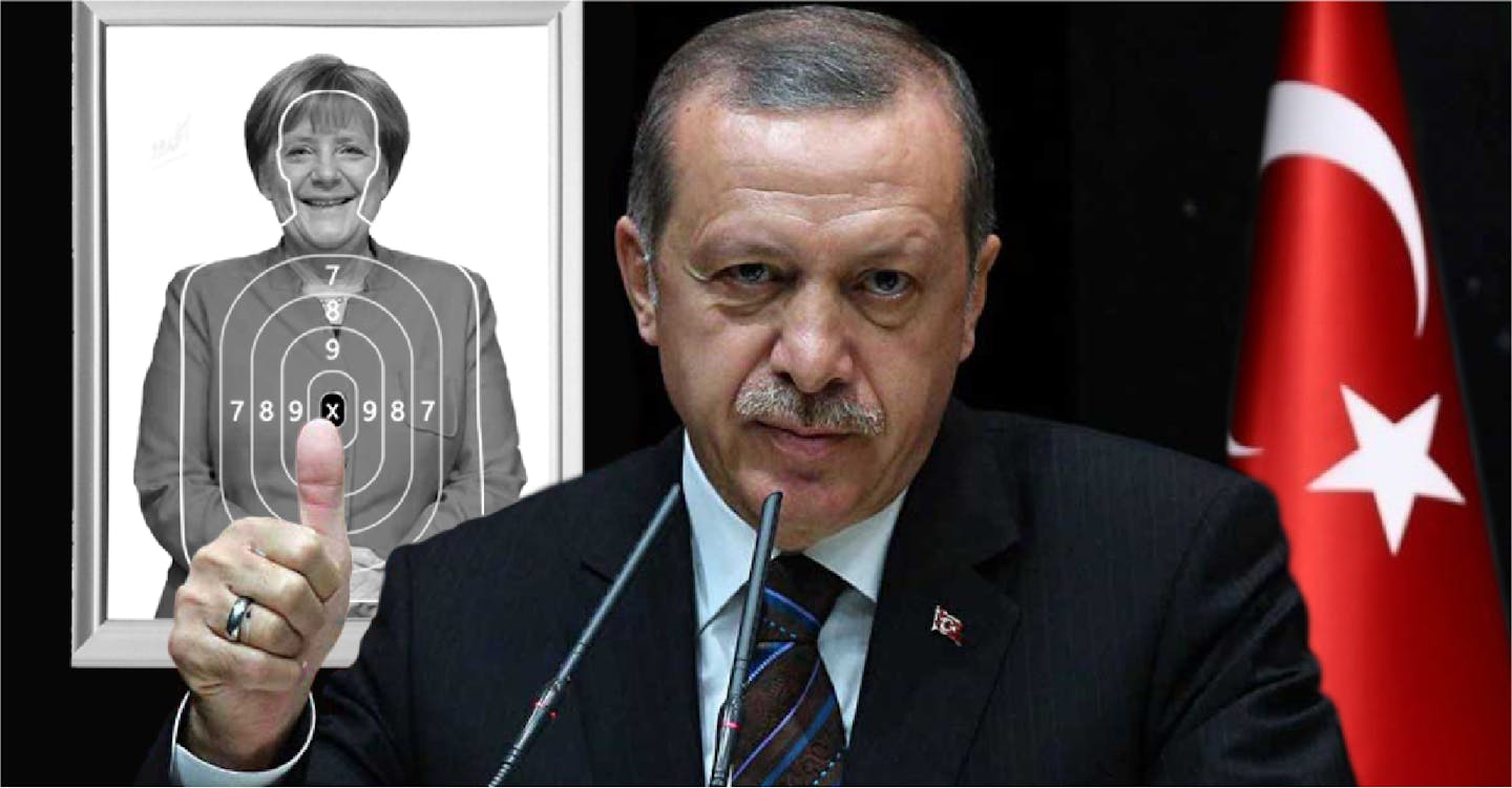 صورة إردوغان يؤكّد قبوله اعتذار الناتو إن وضعوا صورة ميركل بدلا منه للتصويب عليها