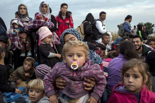 صورة سويسرا تفرض الجزية على اللاجئين